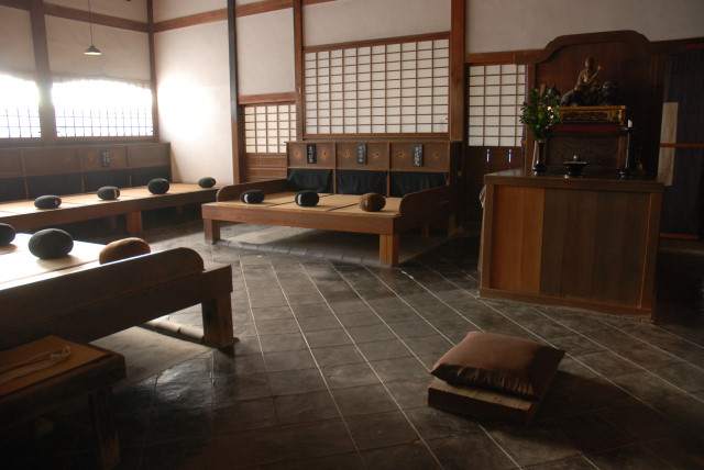 晩秋の興聖寺 15